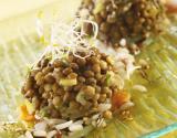 Bouchées de lentilles, riz rouge et blanc aux herbes parfumées