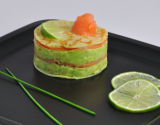 Millefeuille au saumon fumé et guacamole