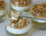 Pannacotta de roquefort sur gelée de muscat, crumble de châtaigne et noix