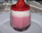 Panna cotta aux fraises et noix de coco