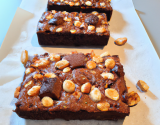 Brownie aux pépites de nougatine et noix