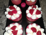 Mousse framboise chantilly à la rose