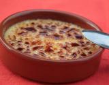 Crème brûlée savoureuse à la vanille