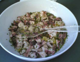 Salade de poulpe aux saveurs grecques