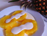 Ananas et sa sauce yaourt