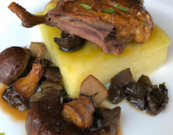 Confit de Canard parmentier aux cèpes