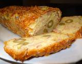 Cake aux olives vertes et jambon cuit