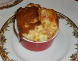 Soufflés cheddar-bacon