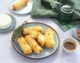 Bâtonnets croustillants de feta à la pâte filo et sauce au miel