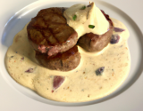 Filet mignon de biche à la crème