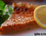 Quiche crémeuse au saumon relevée au concentré de tomates