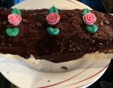 Bûche à la crème de cerise glacée au chocolat noir sans gluten ni caséine