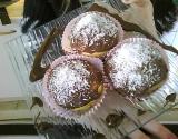 Muffins cœur Nutella glaçage chocolat au lait parsemé de noix de coco