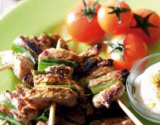 Petites brochettes de veau au curry