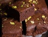 Brownie aux noix, noisettes et pistaches