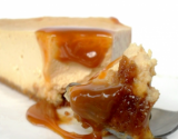 Cheesecake à la confiture de lait & éclats de caramel