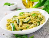 Penne aux courgettes petits pois et pesto