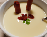 Vichyssoise, copeaux de chorizo