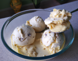 Glace vanillée aux cookies