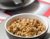 Crumble aux noisettes, poireaux et morbier