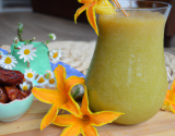 Smoothie courgette /dattes, à la fleur d'oranger