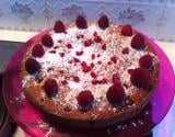 Gâteau aux amandes et aux framboises