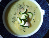 Soupe crémeuse à la courgette