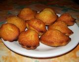 Madeleines dorées parfumées au rhum