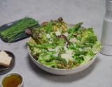Salade toute verte aux asperges et petits pois