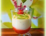 Mousse aérienne au citron vert sur lit de fraises caramélisées