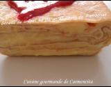 Gâteau de crêpes aux citrons et son coulis de framboises