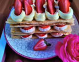 Millefeuilles aux fraises et crème à la rose