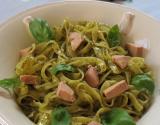 Tagliatelles aux truffes, pesto à l'ail et pépites de foie gras