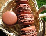 Macaron à la crème fouettée chocolatée