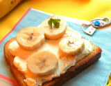 Tartine de fourme d'ambert sur son lit de banane