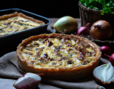 Quiche aux oignons et volaille