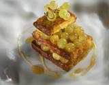 Millefeuille de pain perdu aux épices et chasselas au Frontignan