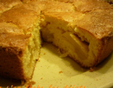 Gâteau généreux aux pommes et cannelle