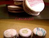 Macarons décorés de Pâques à la framboise et au chocolat blanc