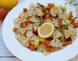 Salade de Farfalle au citron et aux légumes