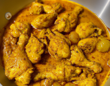 Blancs de poulet au curry rouge