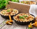 Quiche au lait ribot, champignons, lardons, boursin