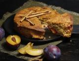 Tendre gâteau à la cannelle et aux reines-claudes