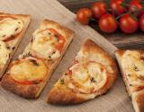 Pizza tomates fraîches et mozzarella