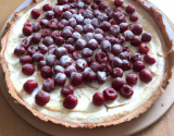 Tarte au chocolat blanc et aux cerises