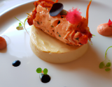 Bûche de homard à la mousse de sandre frais