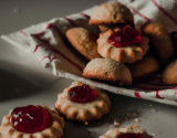 Cookies à la confiture de framboises