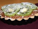 Tartelette choco kiwi sous un voile de coco