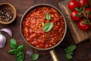 Découvrez 10 idées pour réaliser de délicieuses recettes originales avec de la sauce tomate !