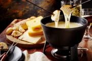 La meilleure façon de faire une fondue savoyarde